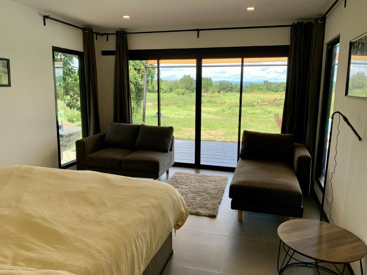 I love phants Lodge Ban Huai Thawai Extérieur photo