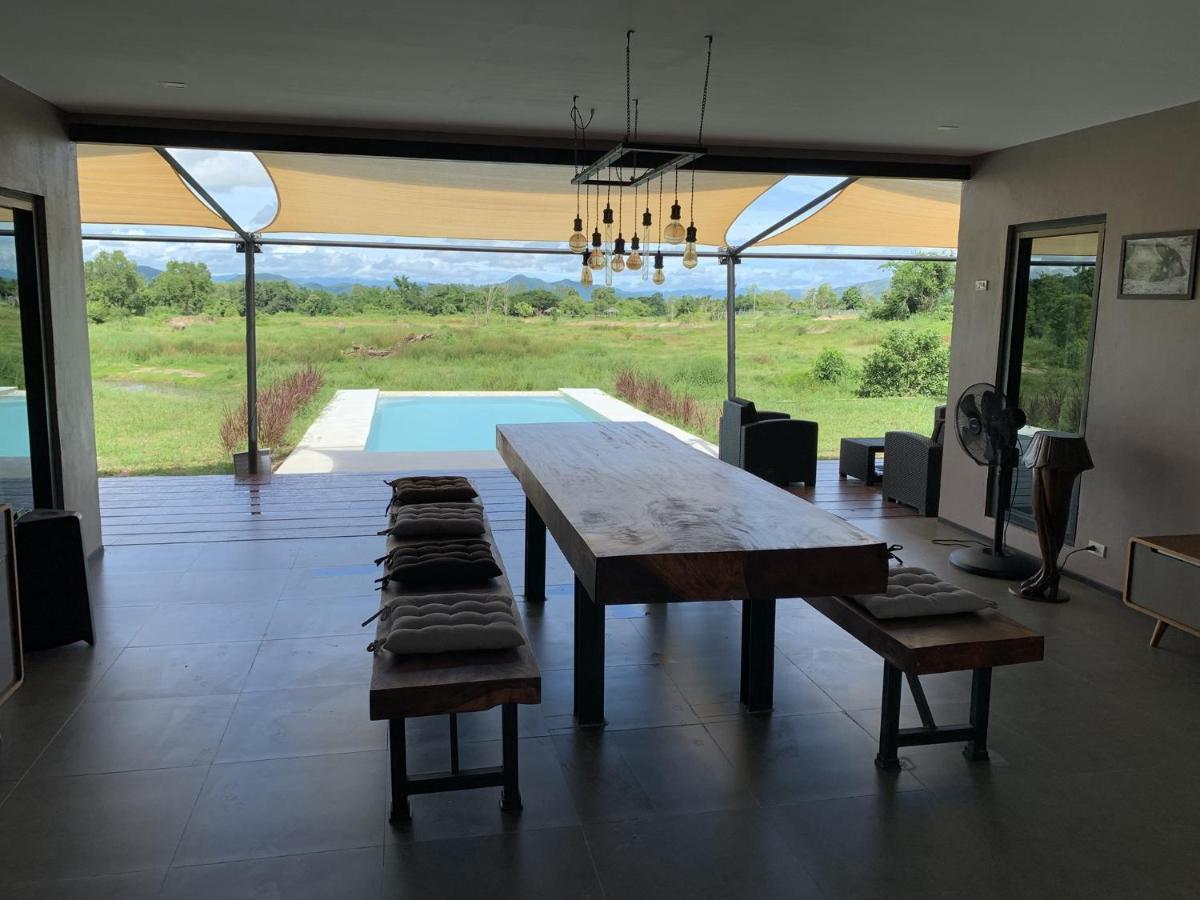 I love phants Lodge Ban Huai Thawai Extérieur photo