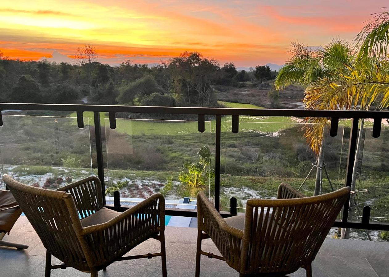 I love phants Lodge Ban Huai Thawai Extérieur photo